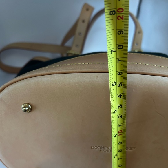 Dooney & Bourke Cabriolet Bucket Bag Vintage - Picture 11 of 13